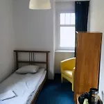 Pod Wiezami Couette-café 3*