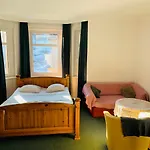 Couette-café Pod Wiezami 3*
