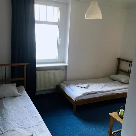 Alojamento de Acomodação e Pequeno-almoço Pod Wiezami 3*