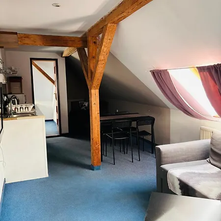 Bed & Breakfast Pod Wiezami 3*