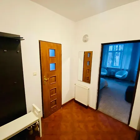 Pod Wiezami Bed & Breakfast 3*