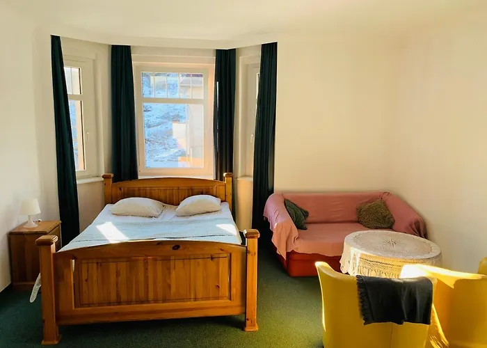 Bed & Breakfast Pod Wiezami 3*