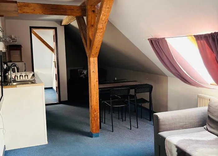 Bed & Breakfast Pod Wiezami 3*