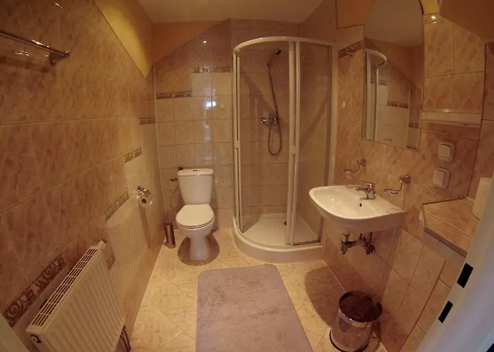 Pod Wiezami Bed & Breakfast 3*